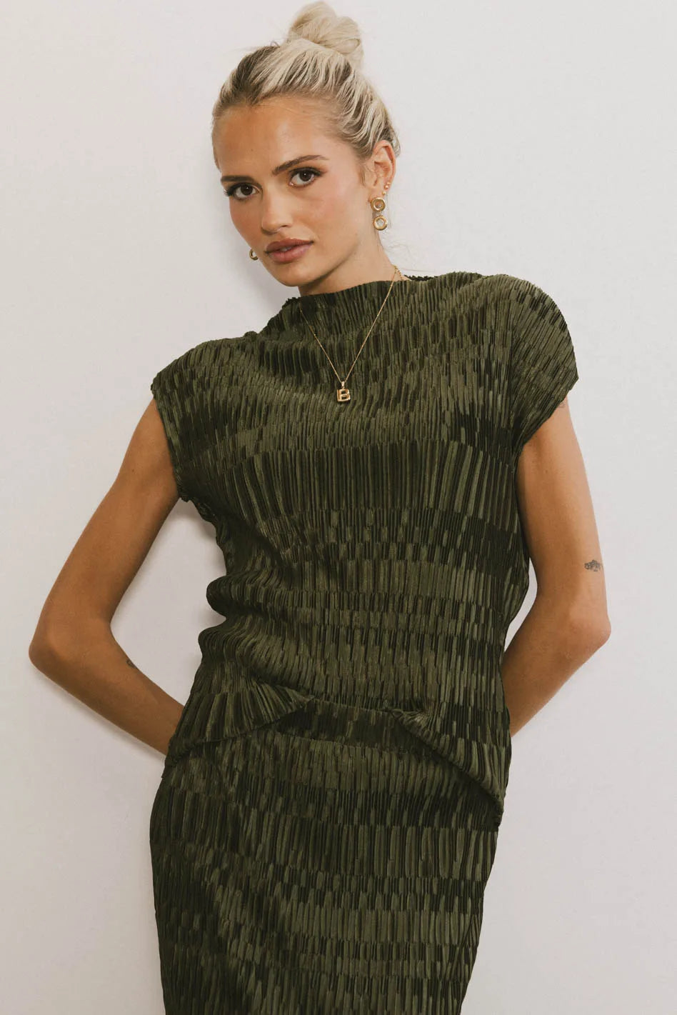 Dream Textured Top in Dark Moss