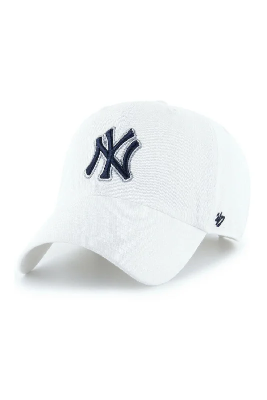 '47 New York Yankees Clean Up Hat in White/Navy | B-RGW17GWS-WHB