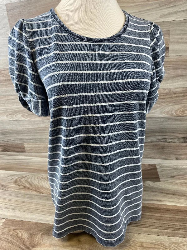 Top Short Sleeve By Jane And Delancey  Size: Xs