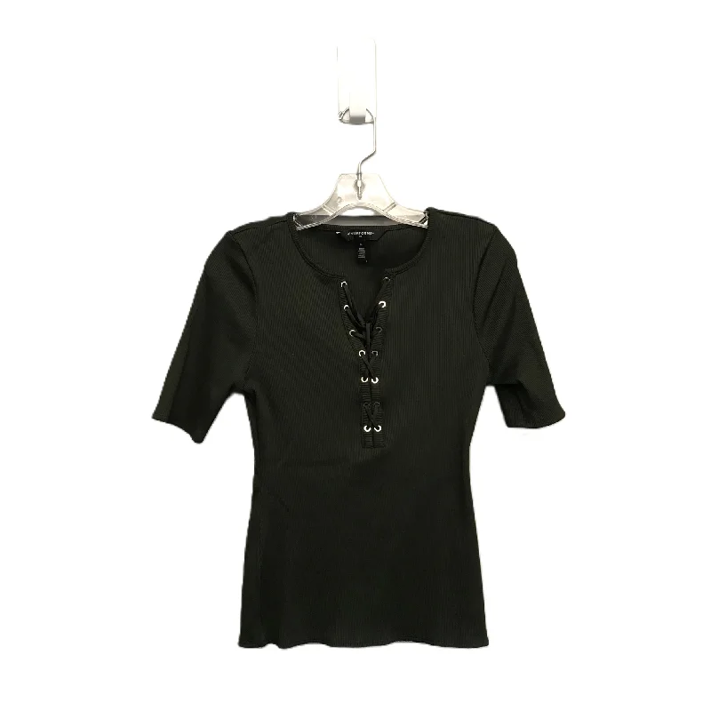 Top Short Sleeve By White House Black Market  Size: M